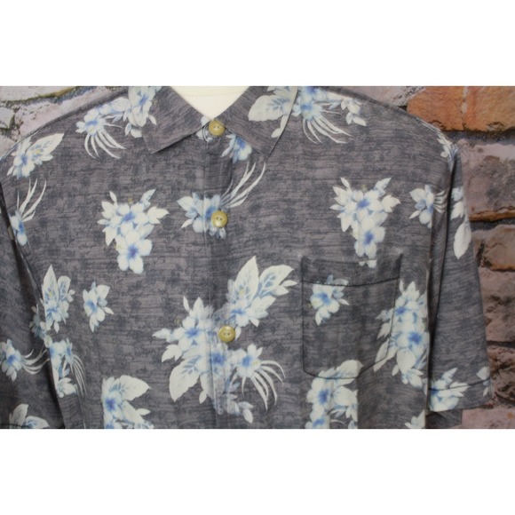 TOMMY BAHAMA Men's Hawaiian Camp Shirt All Silk Floral Pattern Short Sleeve 2XL - Picture 11 of 13
